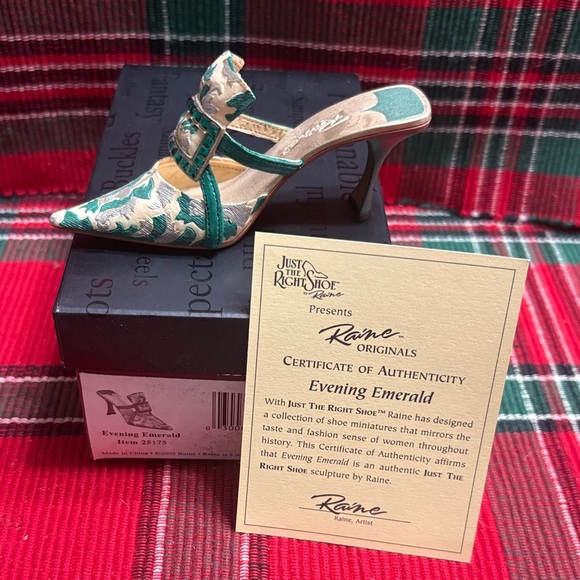 Just The Right Shoe Evening Emerald Heels - Green and Gold - Picture 2 of 5